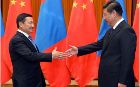 Монгол Улс Хятадын эдийн засгийн хямралд цохигдоно