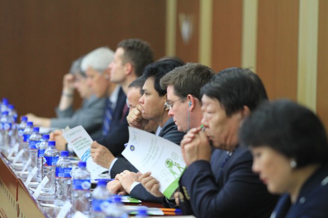 “Монгол улсын тогтвортой хөгжилд хүрэх зам” дээд түвшний уулзалт зохион байгуулагдлаа