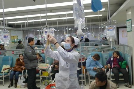 Хятадад 2000 орчим хүн халдварт өвчнөөр нас баржээ